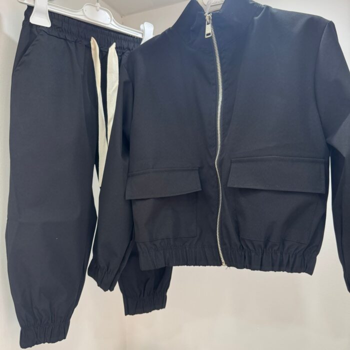 Tuta Black Crop